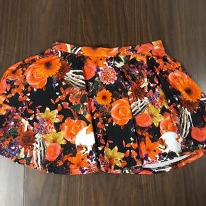 Liquor Brand women's skirt nice skull size M